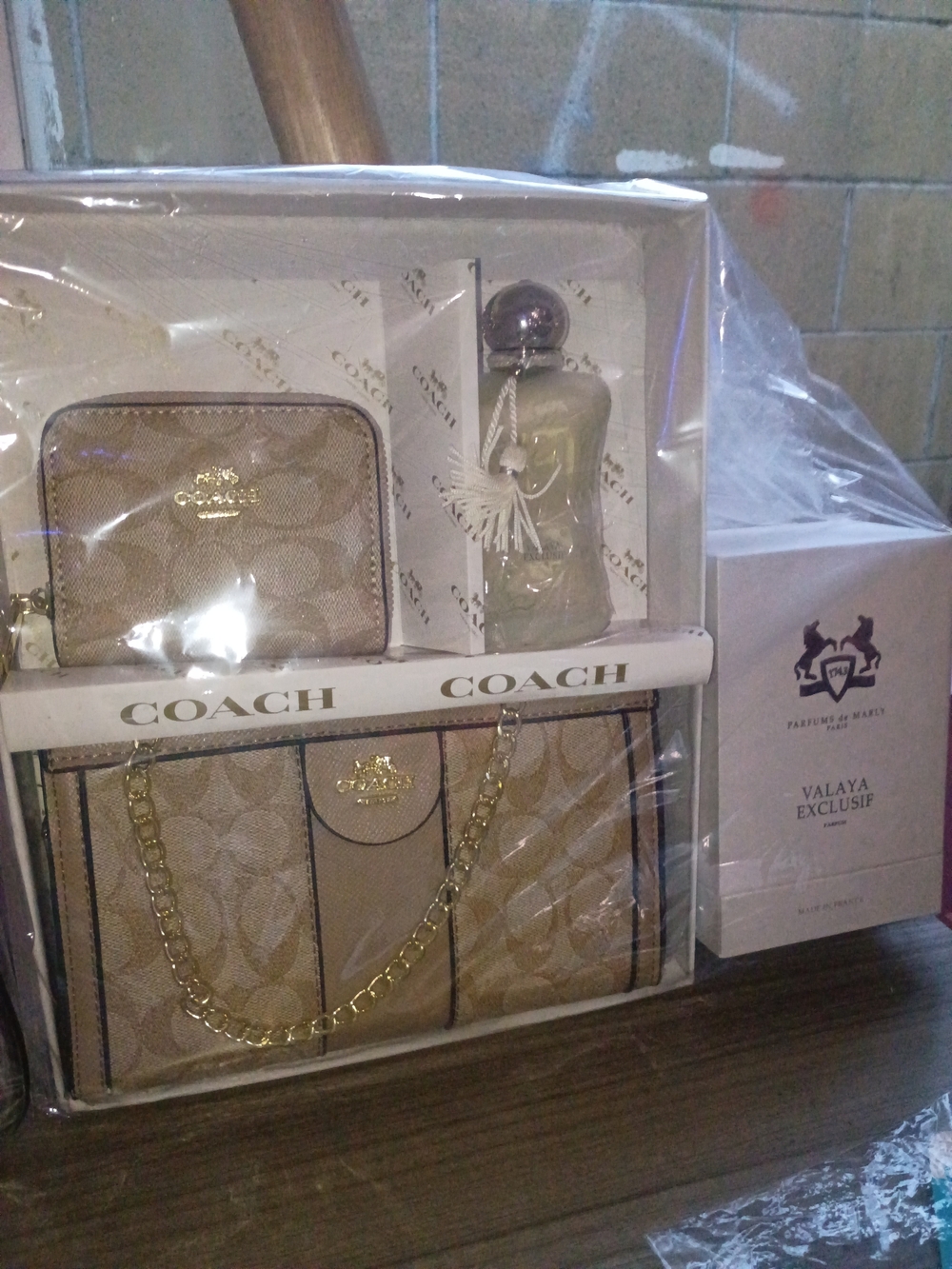 Coach Beige Signature Canvas Tote and Wallet Gift Set with Gold Hardware